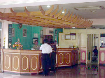 Amans Hotel Ambon Exteriör bild