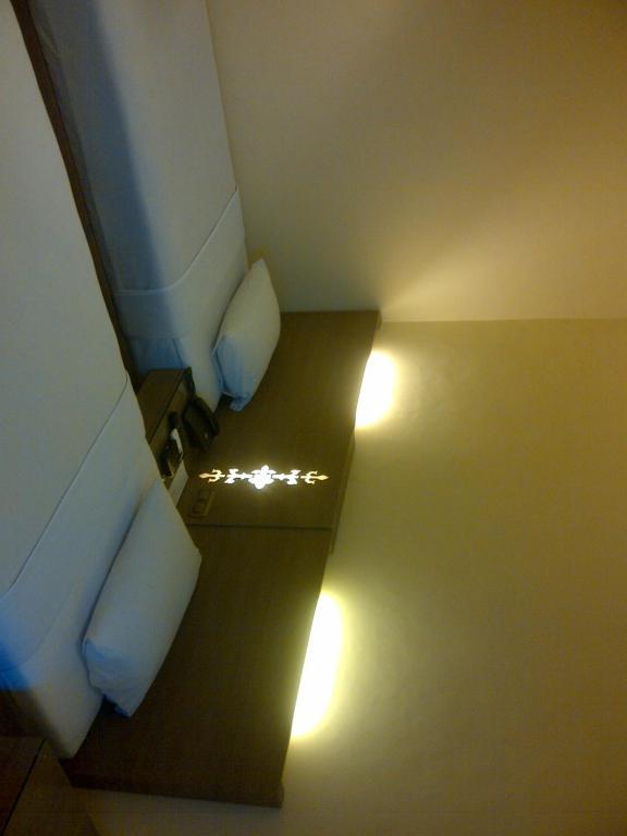 Amans Hotel Ambon Rum bild